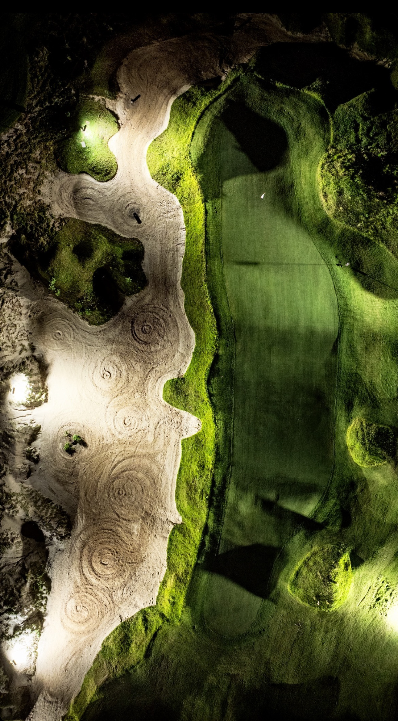 Cabot Citrus Farms The Wedge No. 10 at night